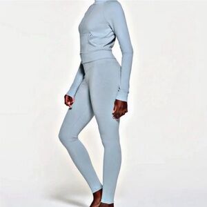 New SKIMS Outdoor High-Waisted Banded Legging XS • Denim • Rare • Sold Out • NWT